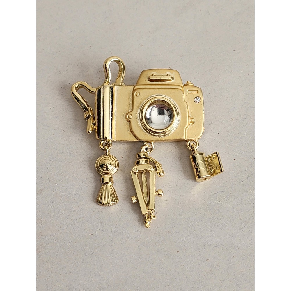 Vintage Danecraft Gold Tone Camera Brooch Photography Dangling Charms Pin